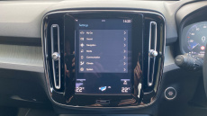 Volvo Xc40 2.0 B4P Inscription 5dr AWD Auto Petrol Estate